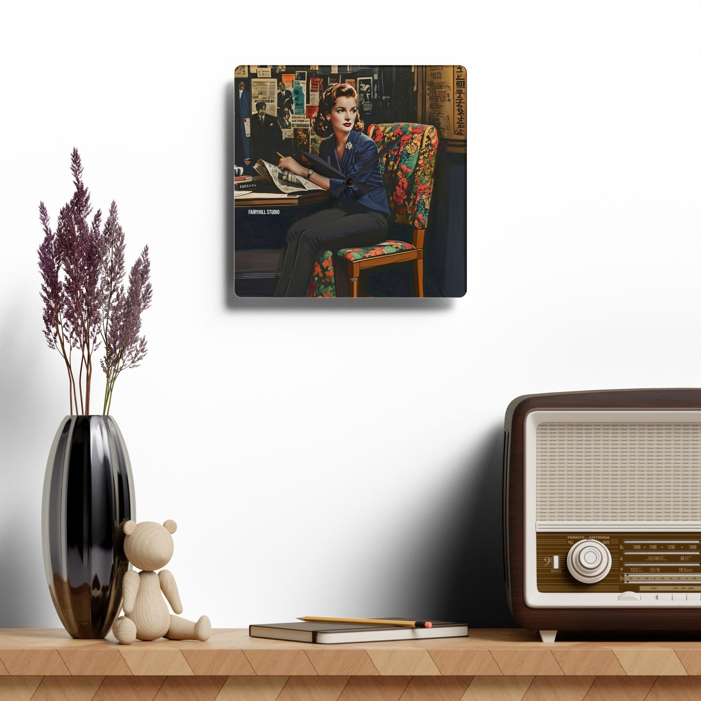 Acrylic Wall Clock Vintage Hollywood Movie Star/Art