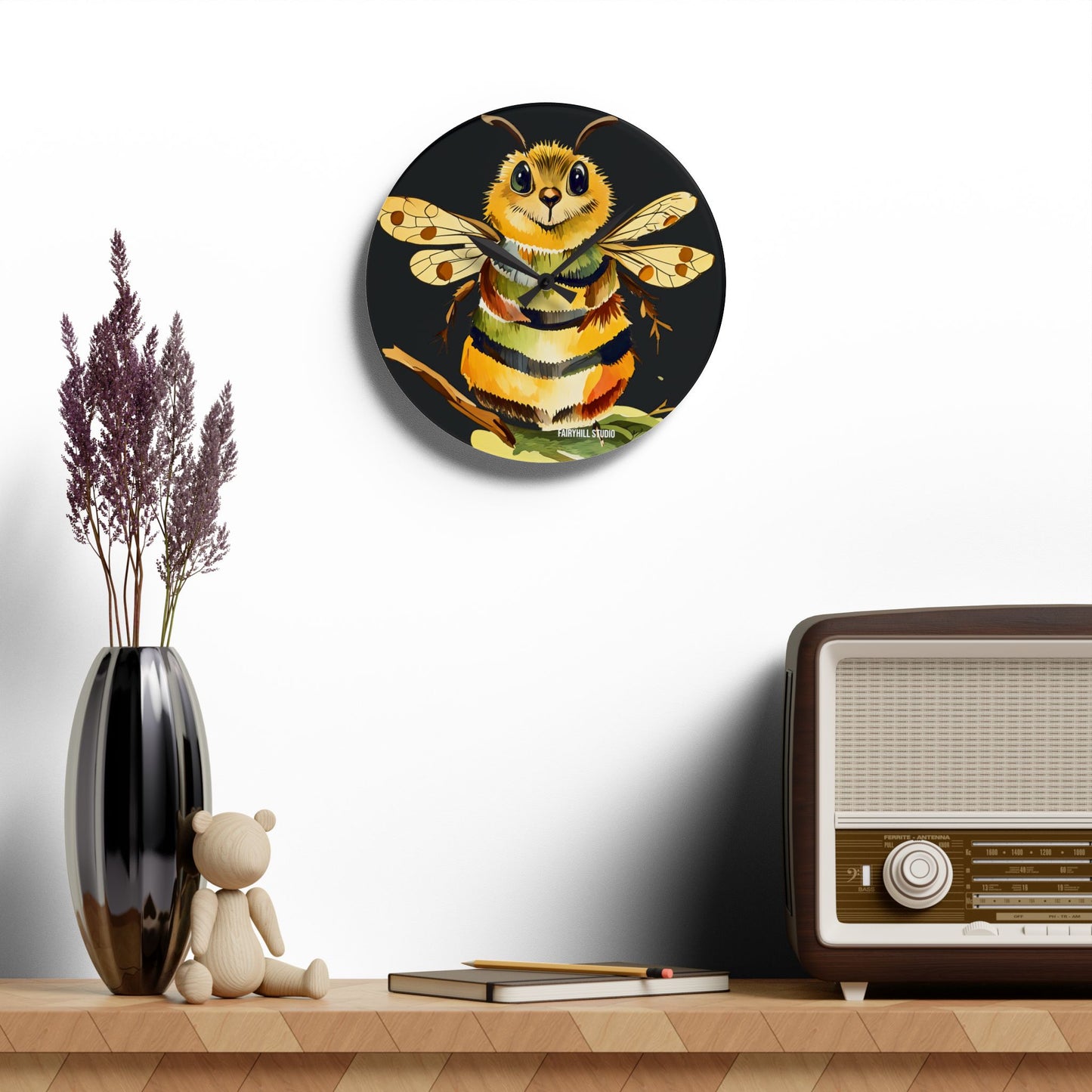 Acrylic Wall Clock Hoey Bee love/Art