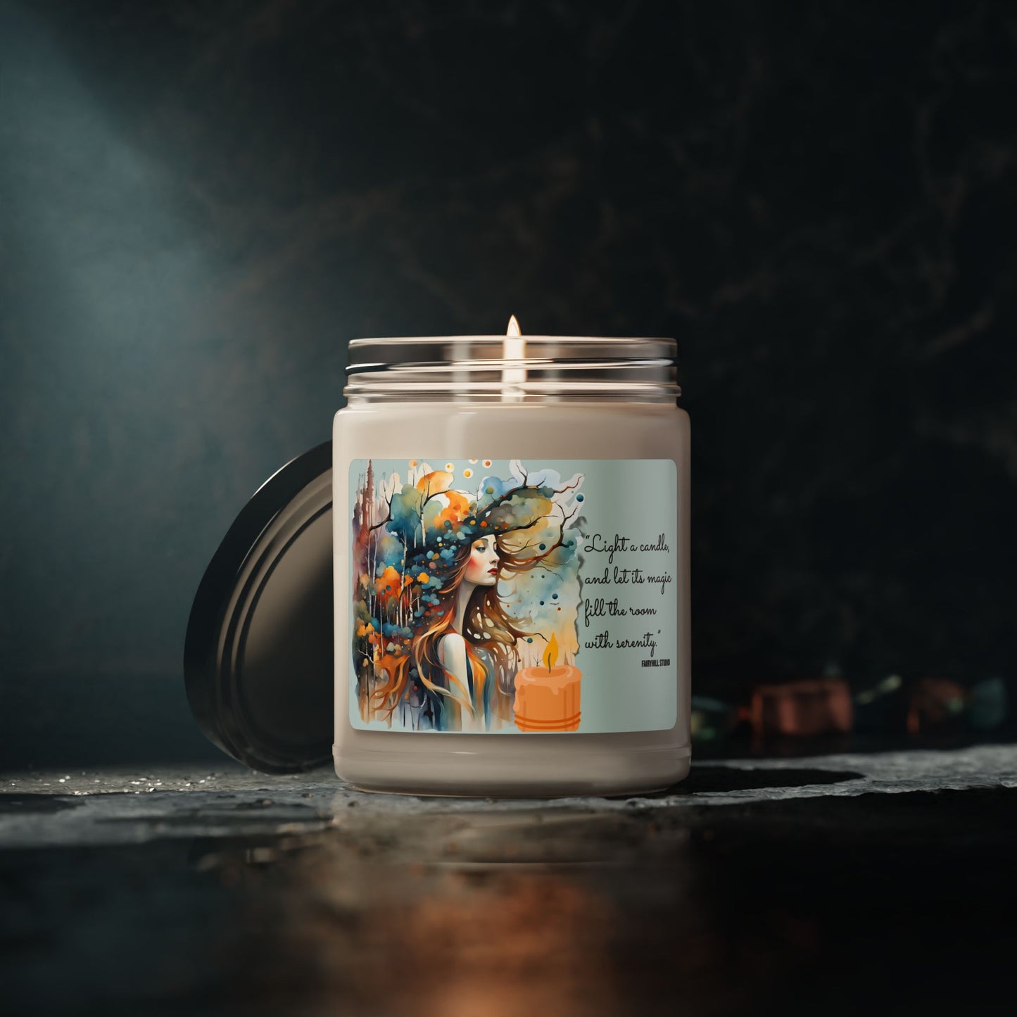 Soy Candle with a woman with hat and a magical quote